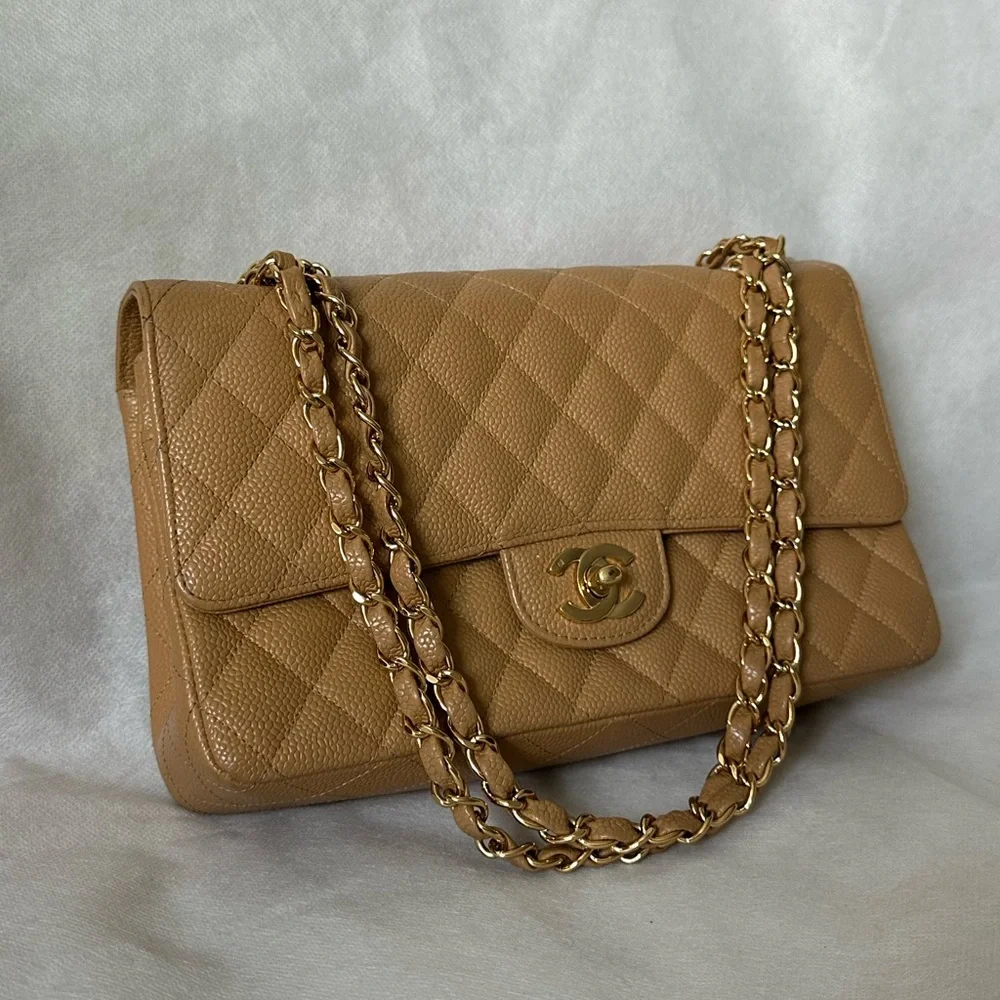 CHANEL Rare Vintage Beige Double Flap Medium - Picture 2 of 14